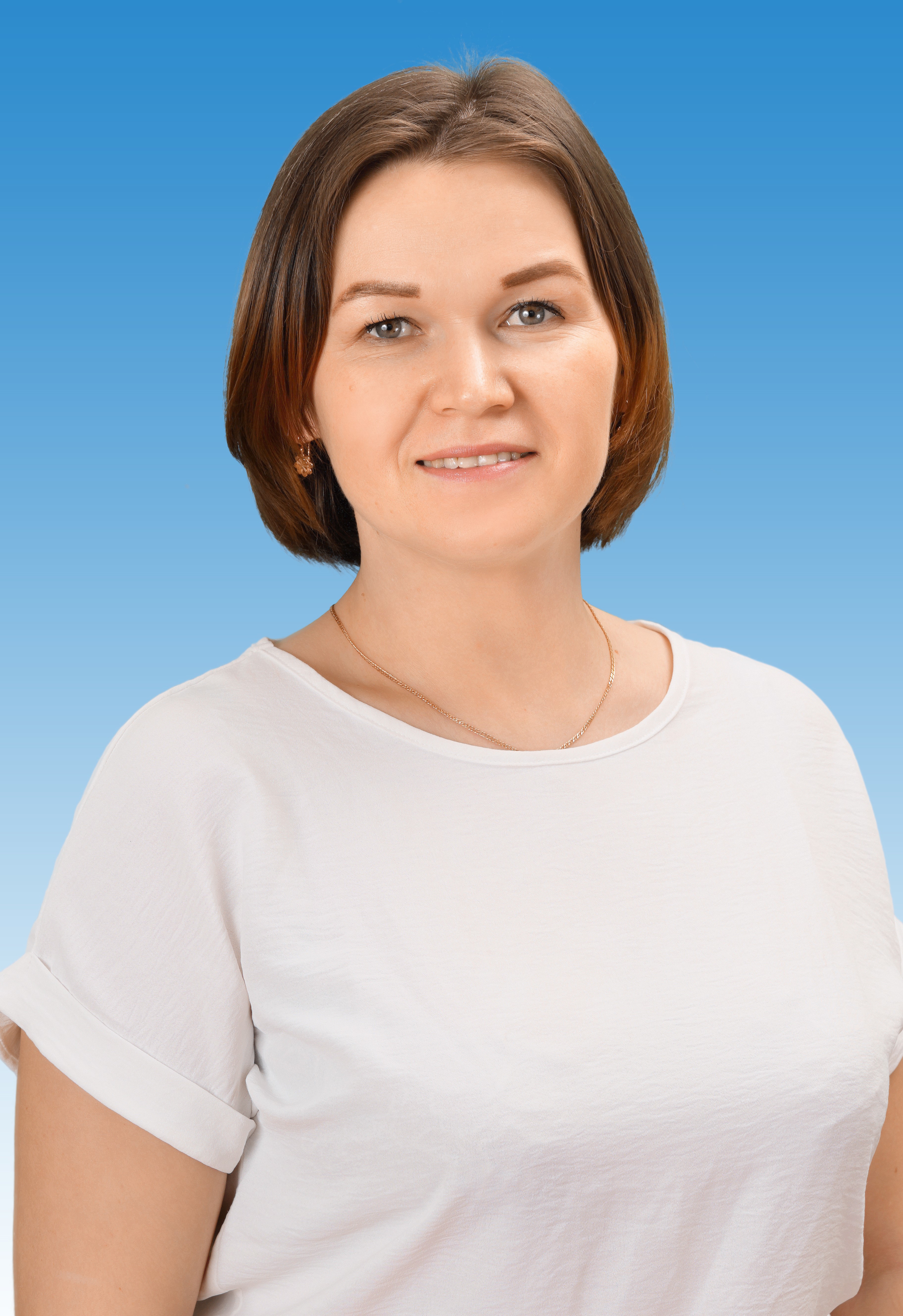 Педагогический работник Батуева Юлия Леонидовна.